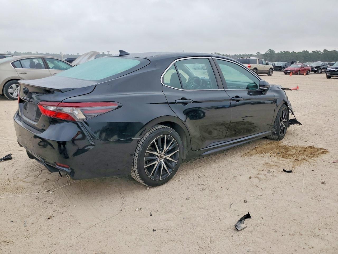 2022 TOYOTA CAMRY