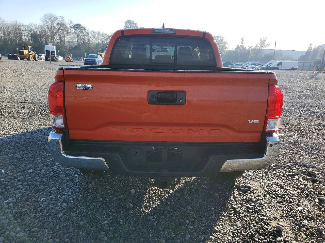 2017 TOYOTA TACOMA