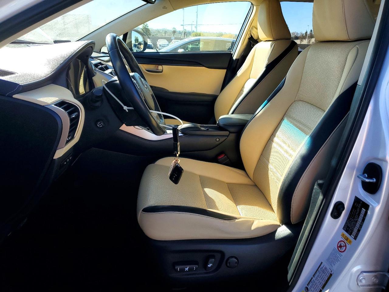 2015 LEXUS NX 200T