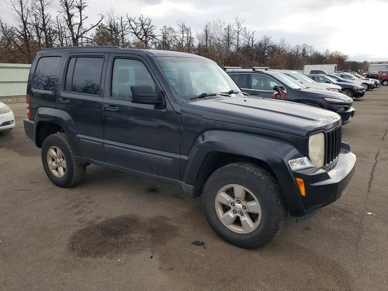 2012 JEEP Liberty