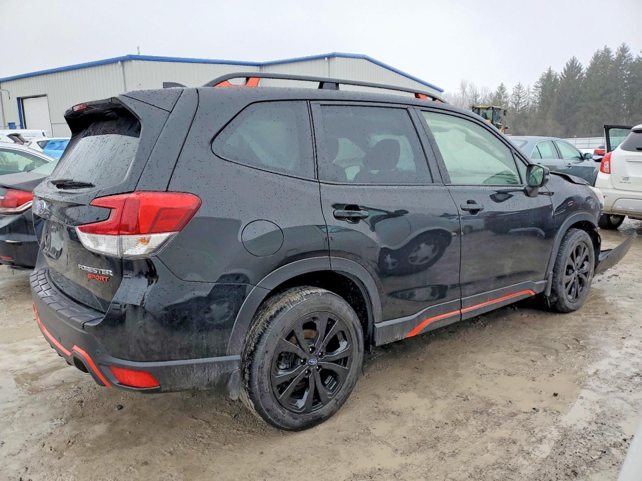 2023 SUBARU FORESTER