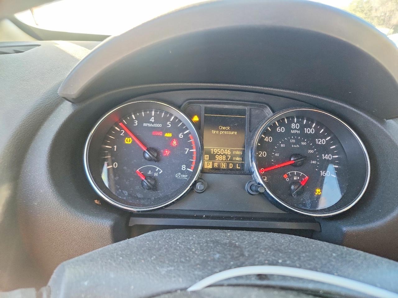 2014 NISSAN ROGUE