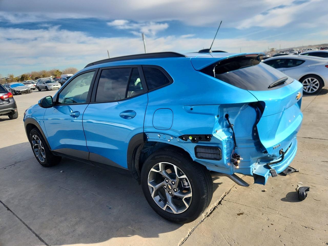 2025 CHEVROLET TRAX