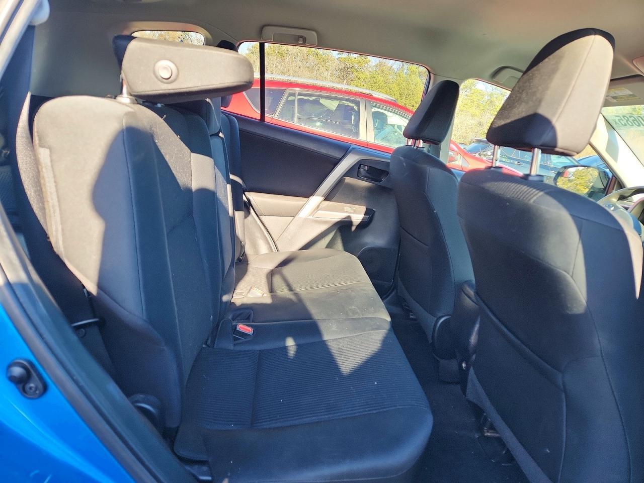2016 TOYOTA RAV4