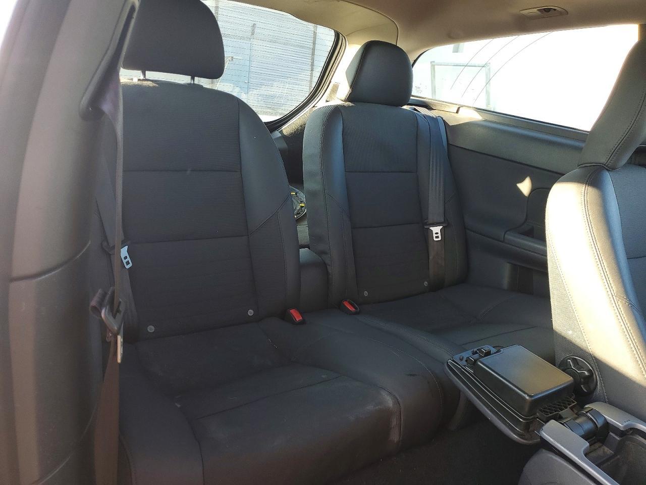 2010 VOLVO C30