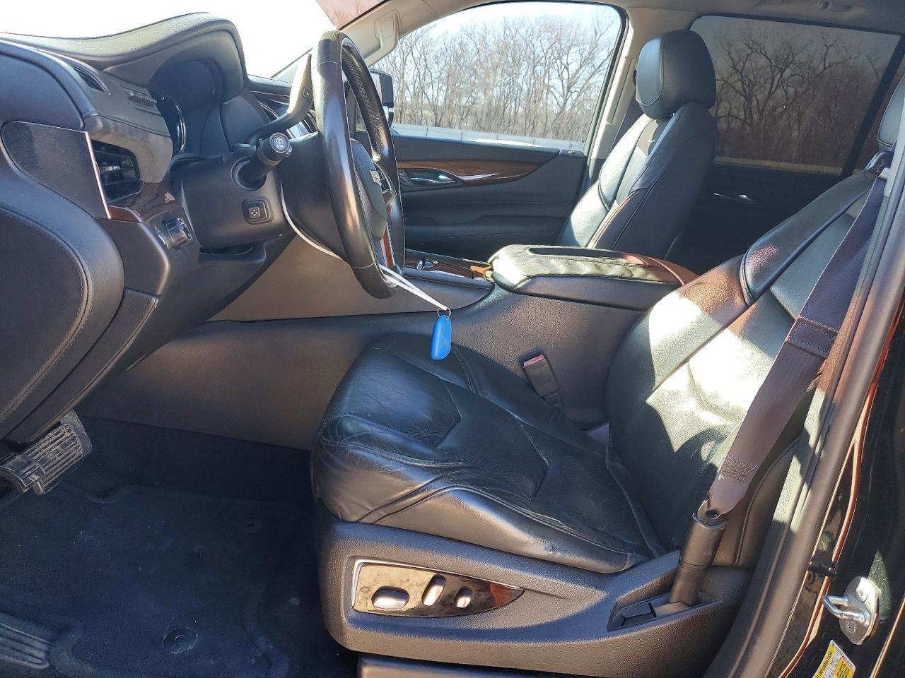 2016 CADILLAC Escalade ESV