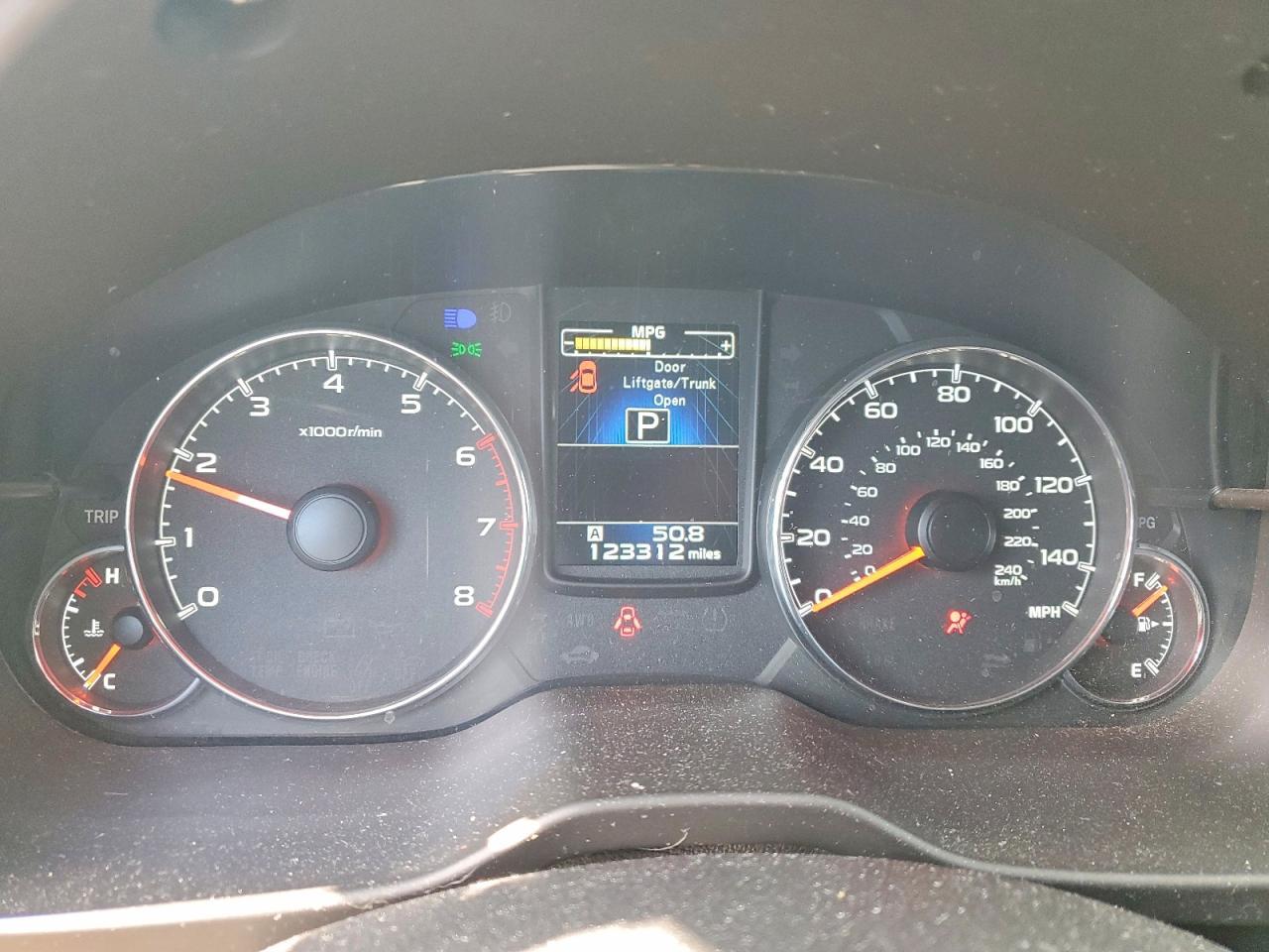 2013 SUBARU Outback