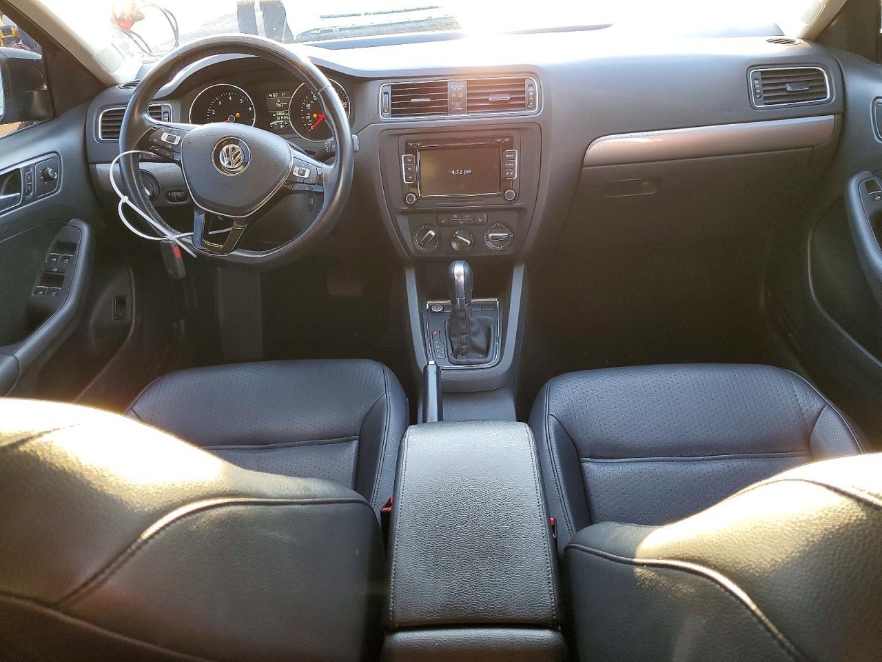2015 VOLKSWAGEN JETTA