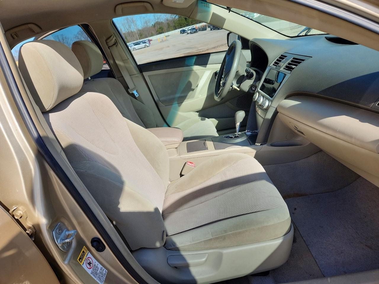 2010 TOYOTA CAMRY