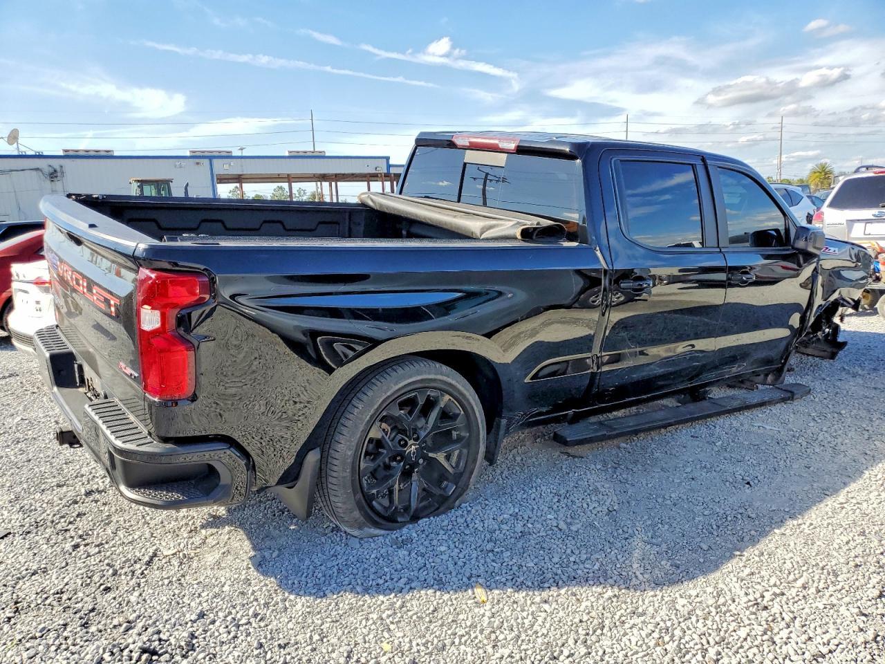 2021 CHEVROLET Silverado