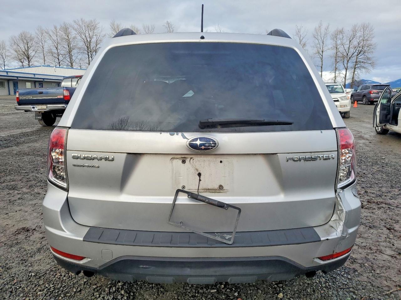 2010 SUBARU FORESTER
