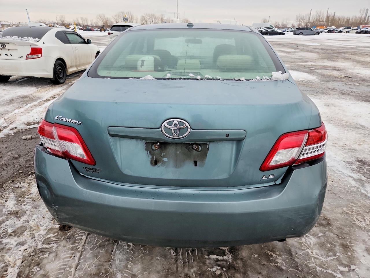 2011 TOYOTA CAMRY