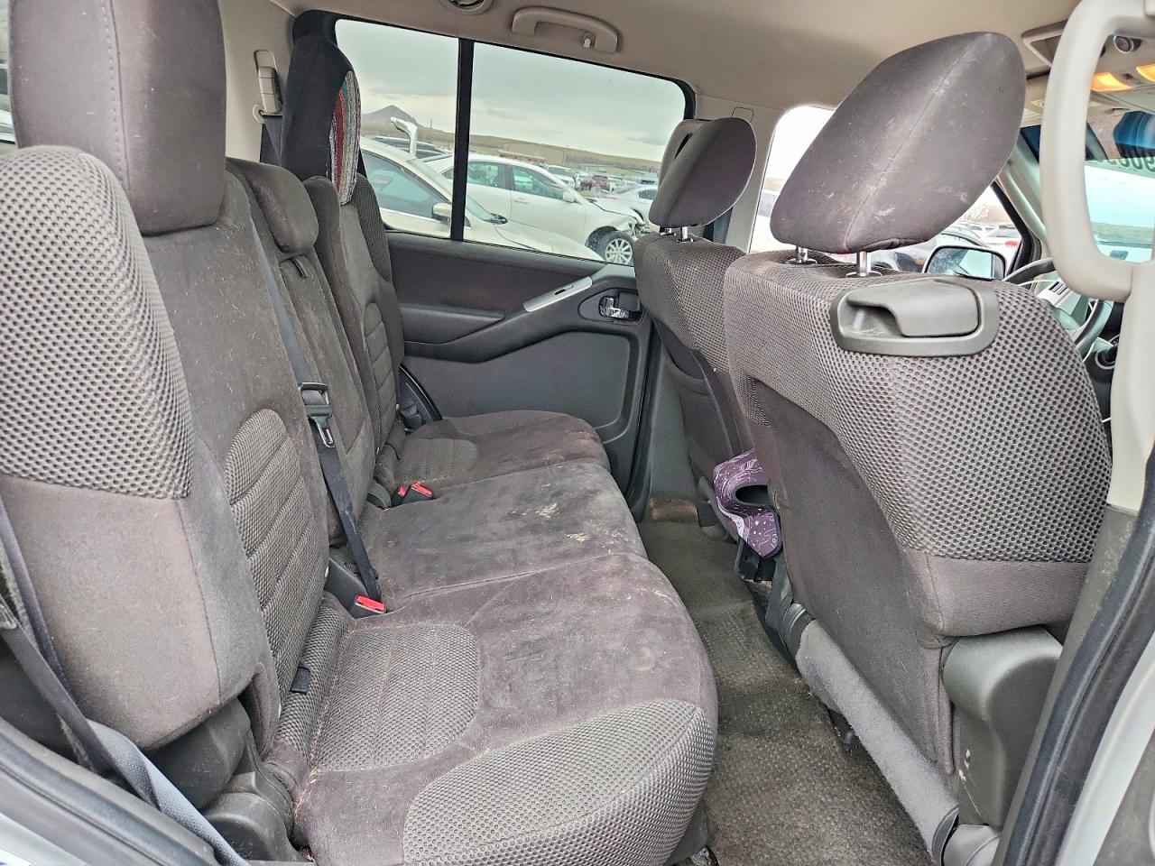 2012 NISSAN PATHFINDER