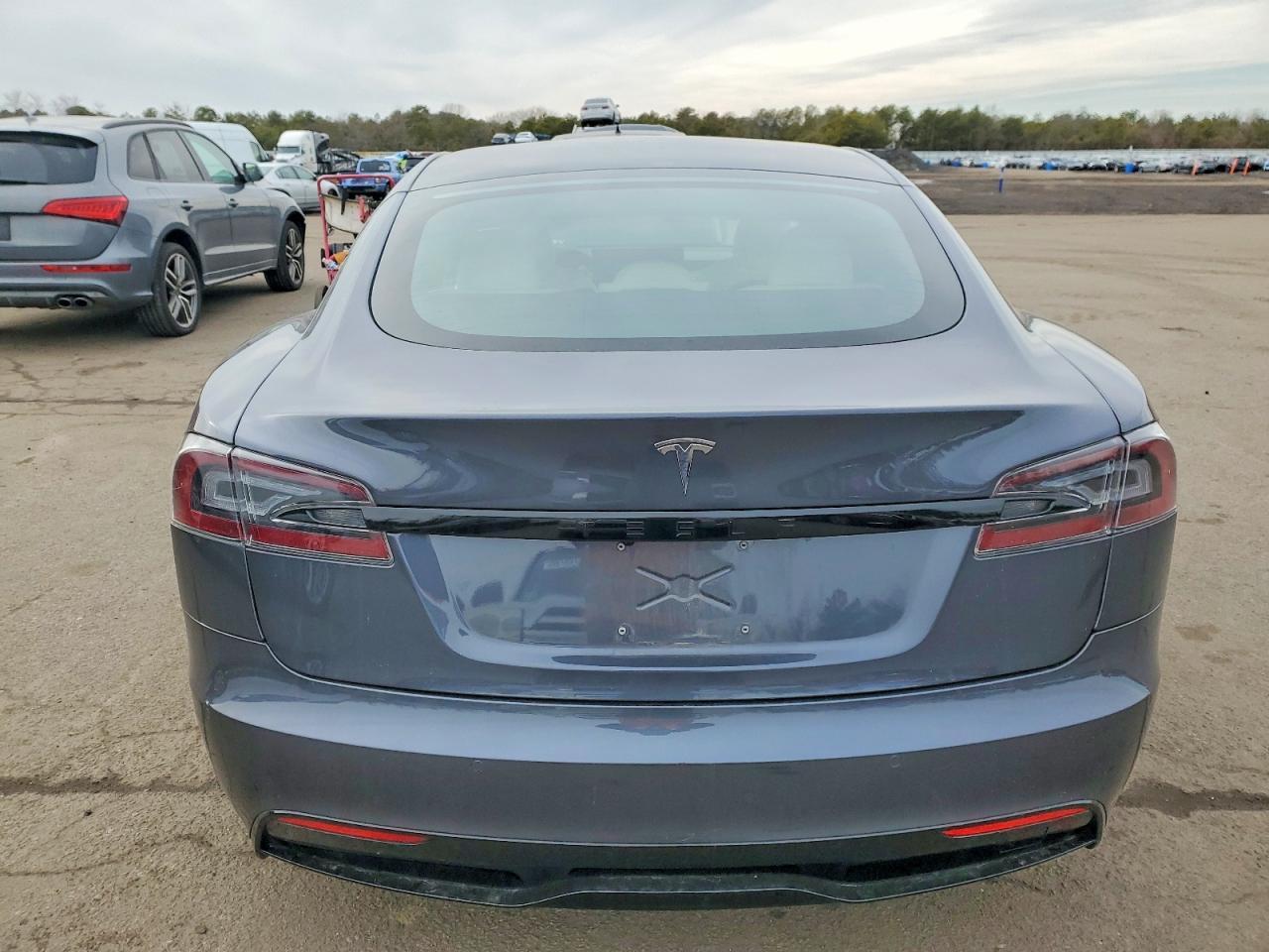 2021 TESLA MODEL S