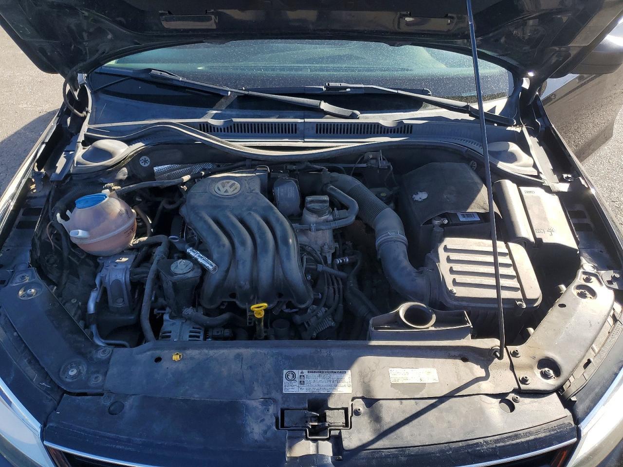 2015 VOLKSWAGEN JETTA