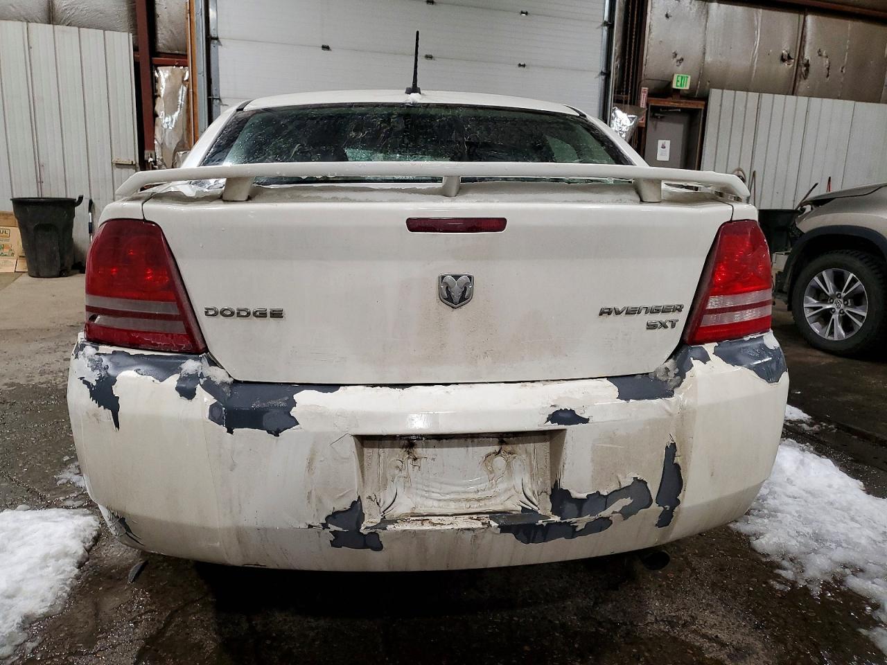 2010 DODGE Avenger