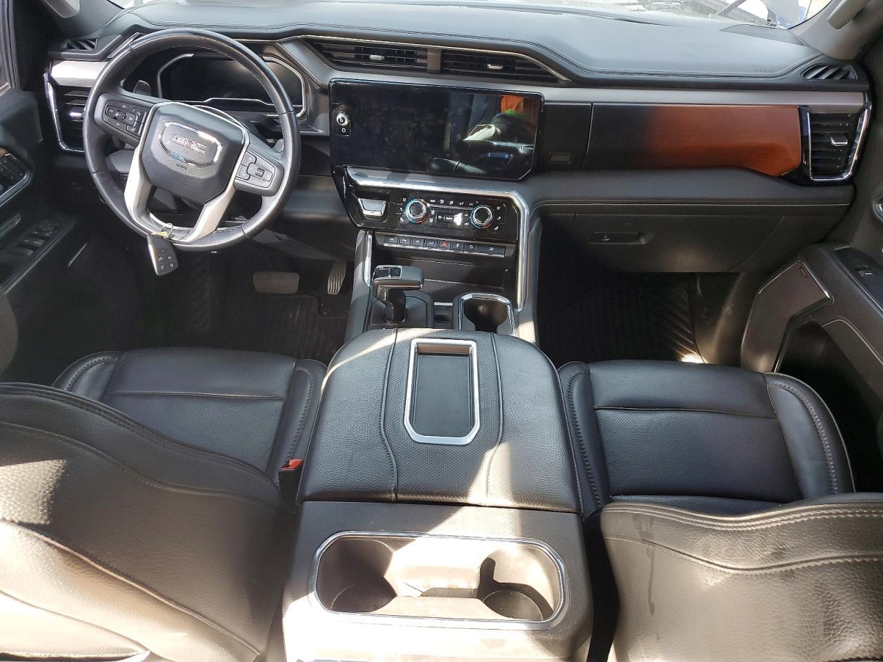 2022 GMC Sierra