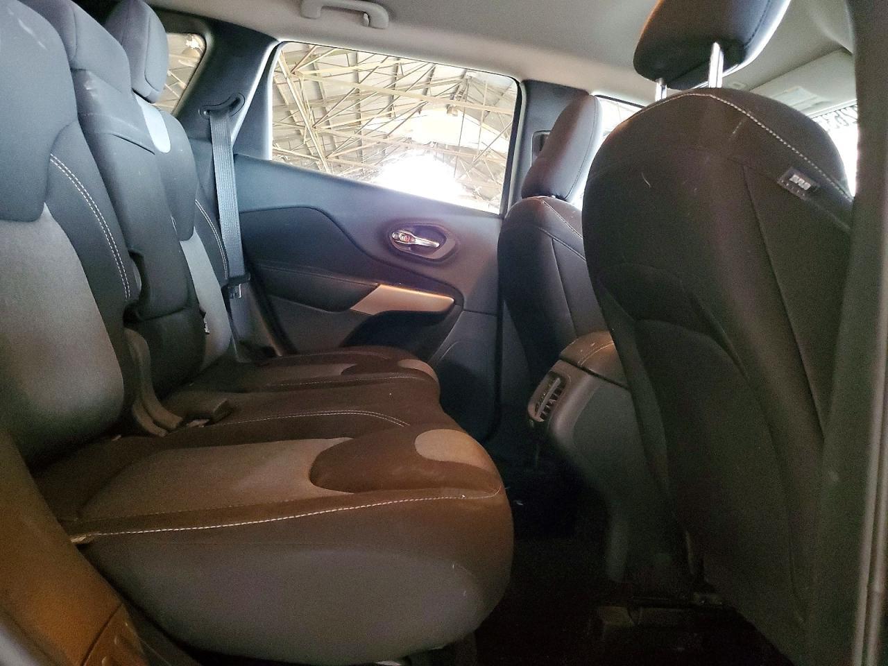 2018 JEEP CHEROKEE