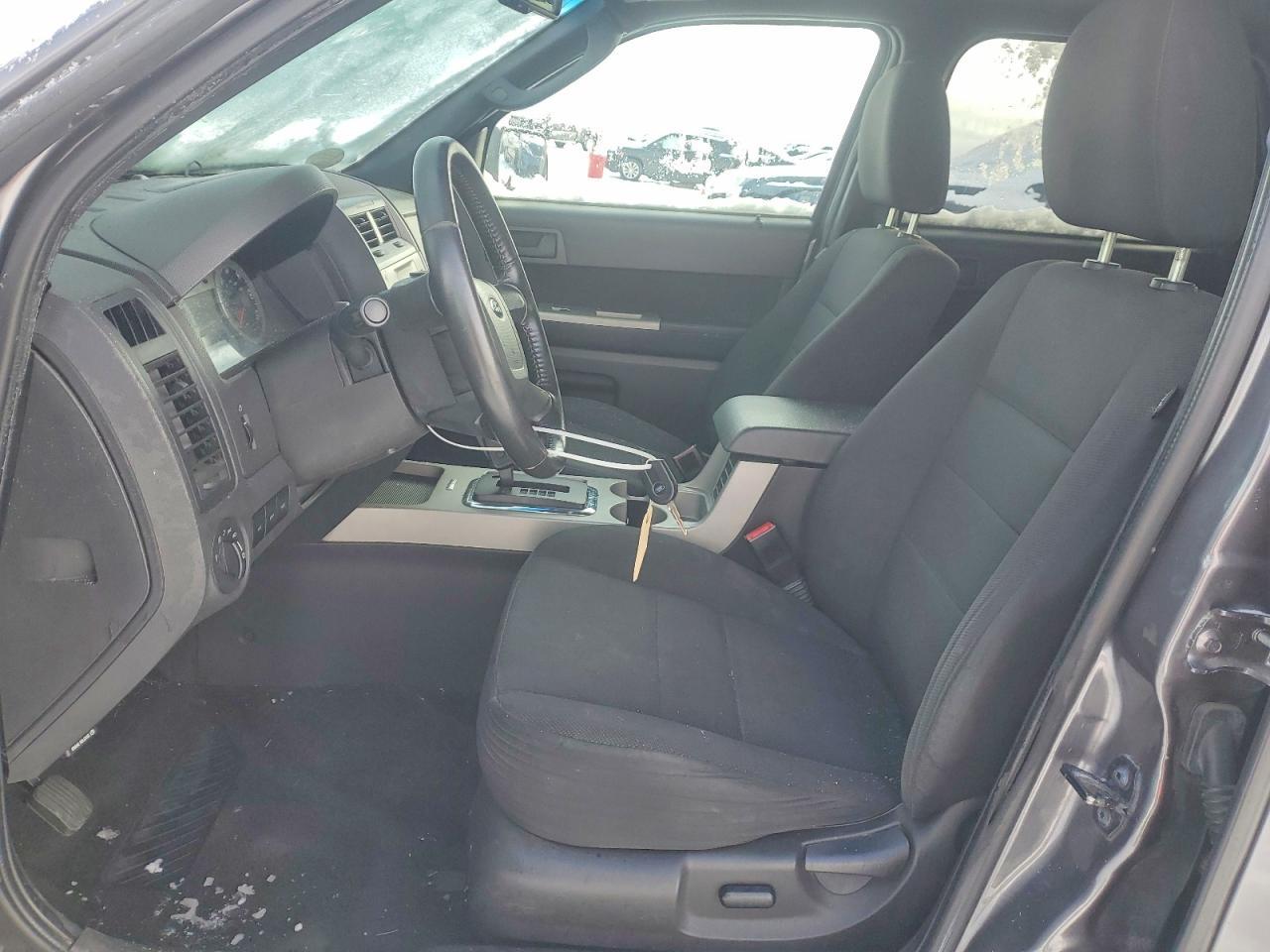2009 FORD ESCAPE