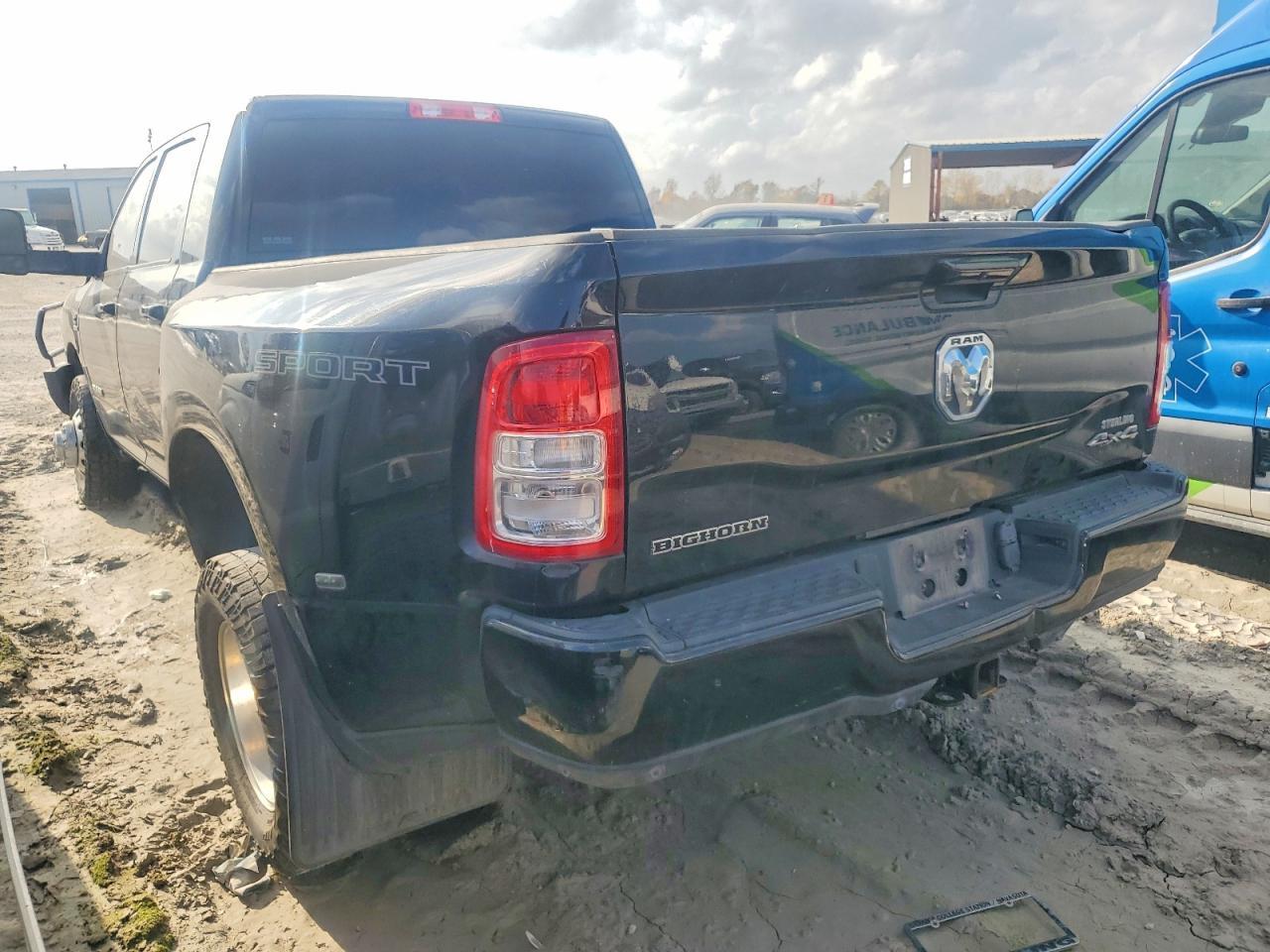 2022 RAM 3500
