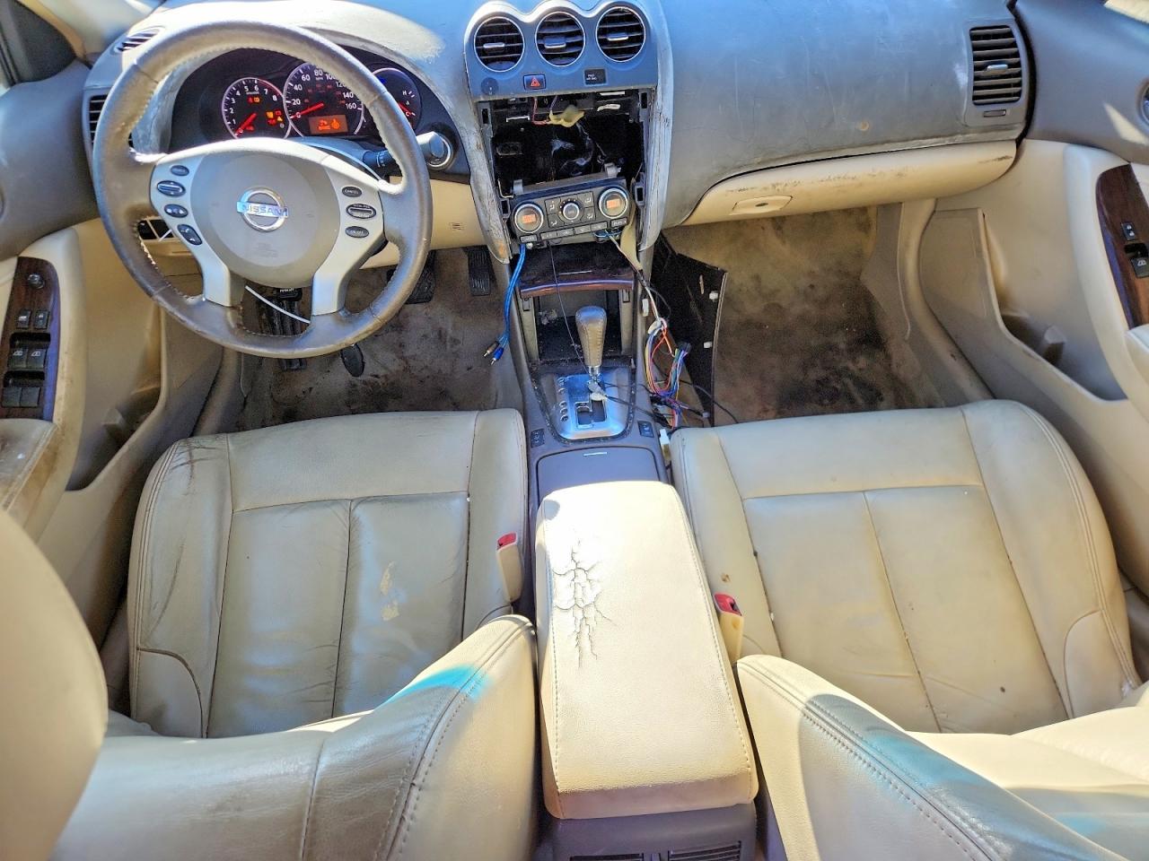 2010 NISSAN ALTIMA