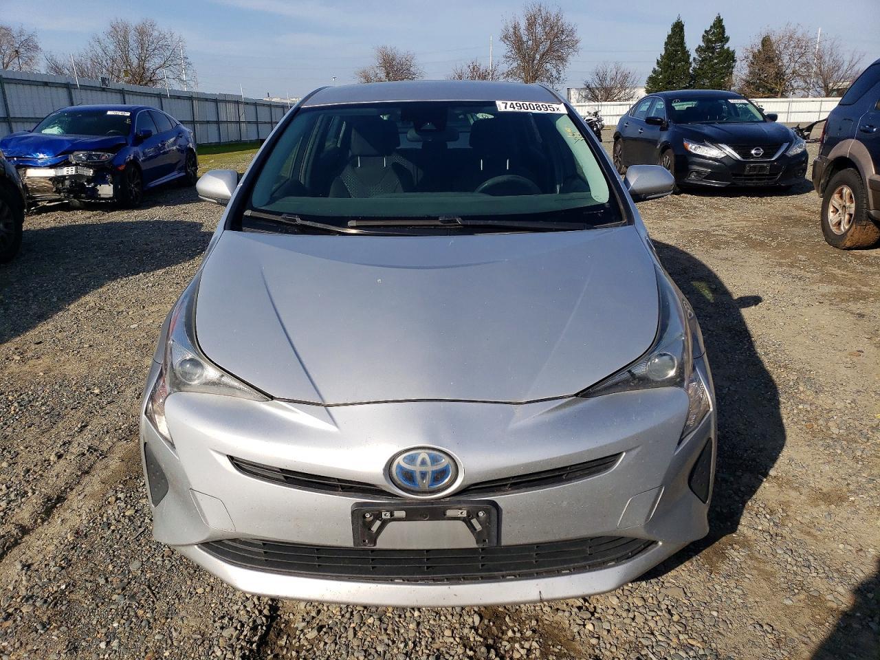 2017 TOYOTA PRIUS