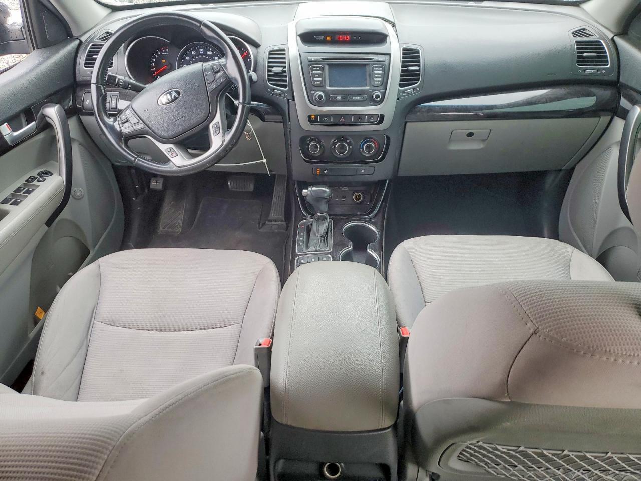2015 KIA SORENTO