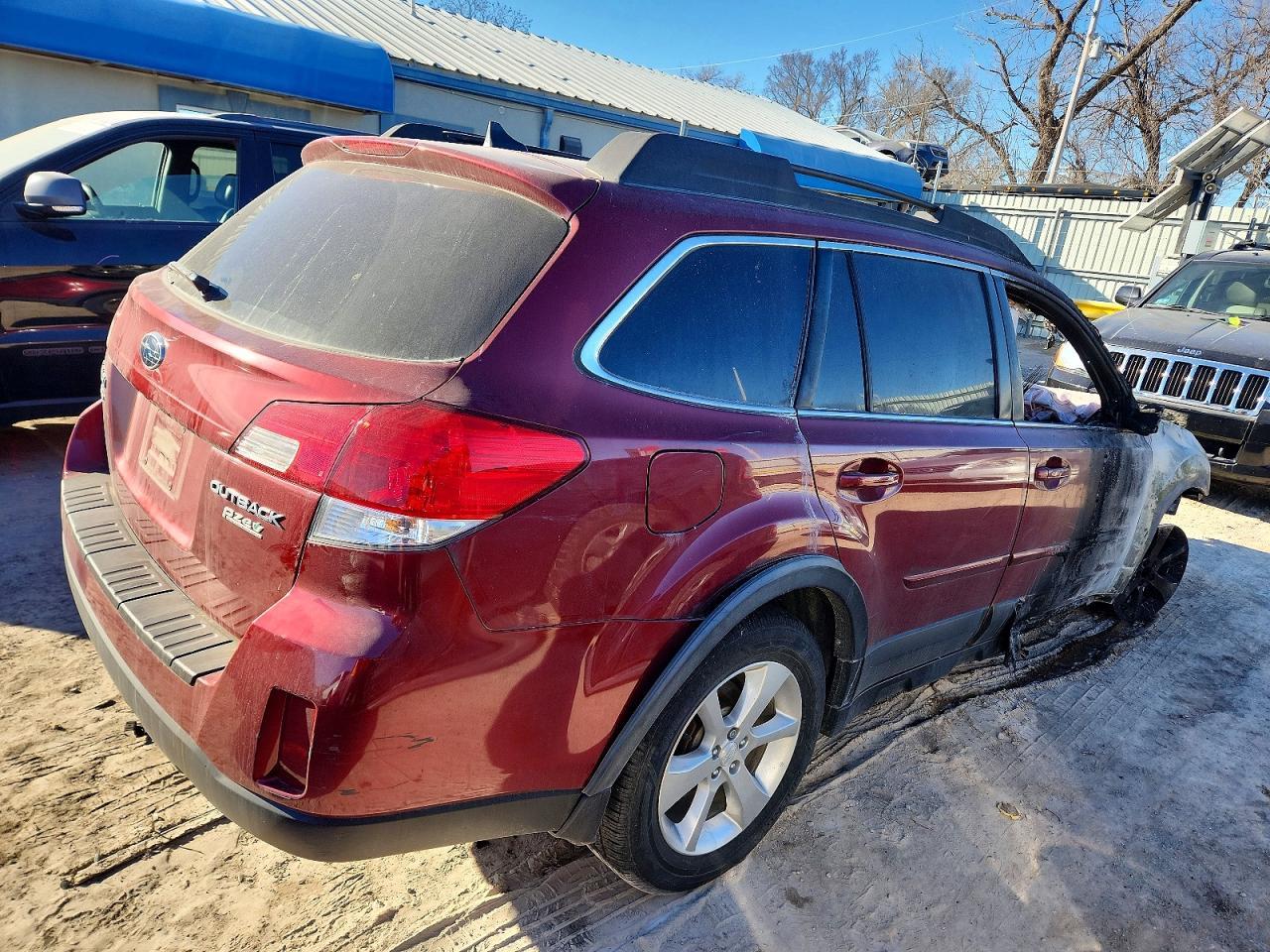 2014 SUBARU Outback