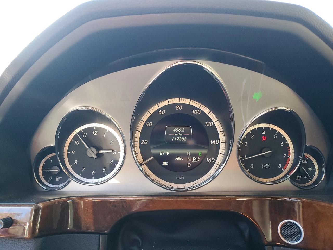 2013 MERCEDES-BENZ E-Class