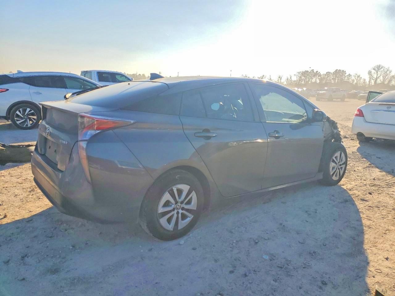 2017 TOYOTA PRIUS