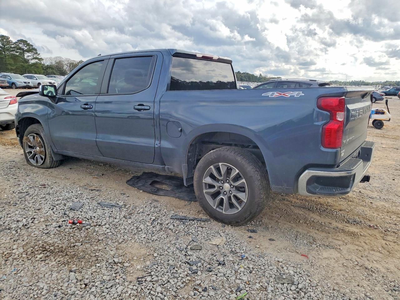 2022 CHEVROLET Silverado