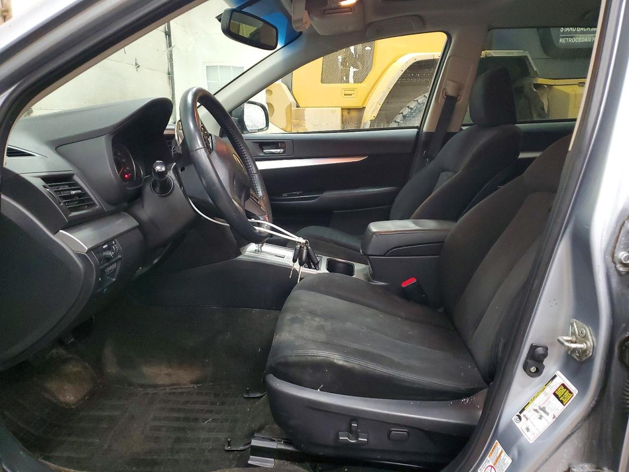 2014 SUBARU Outback