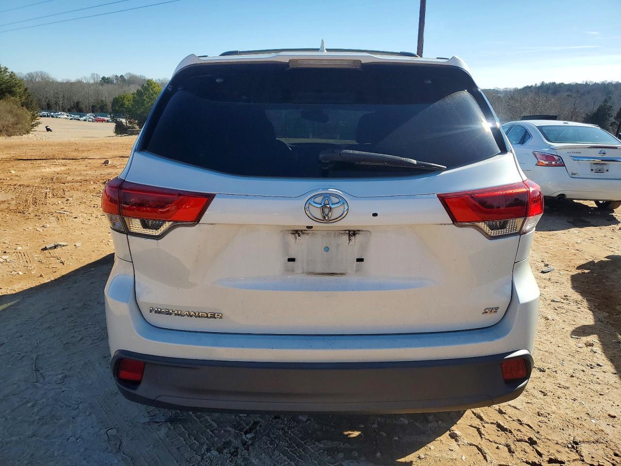 2018 TOYOTA HIGHLANDER