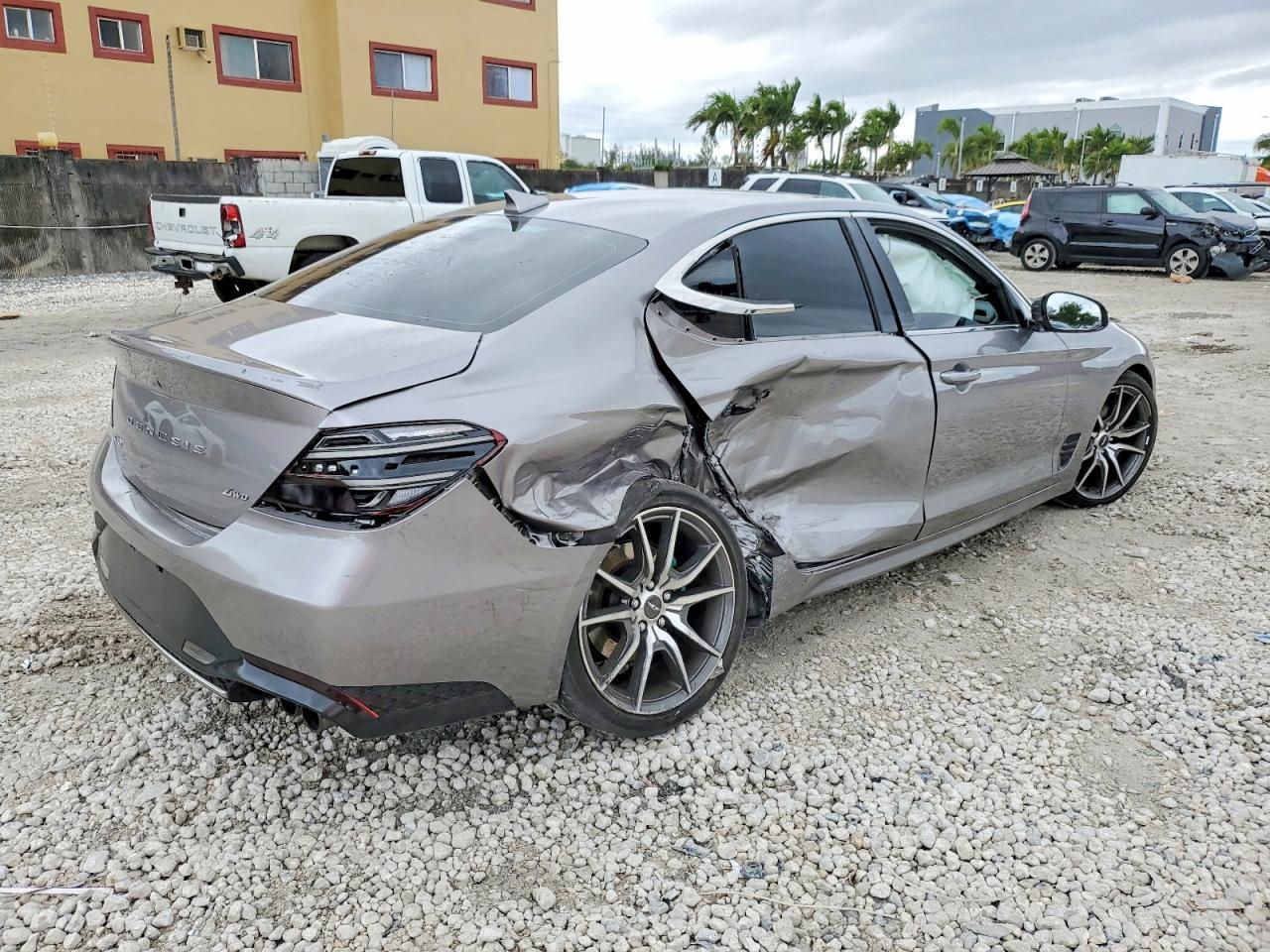 2023 GENESIS G70
