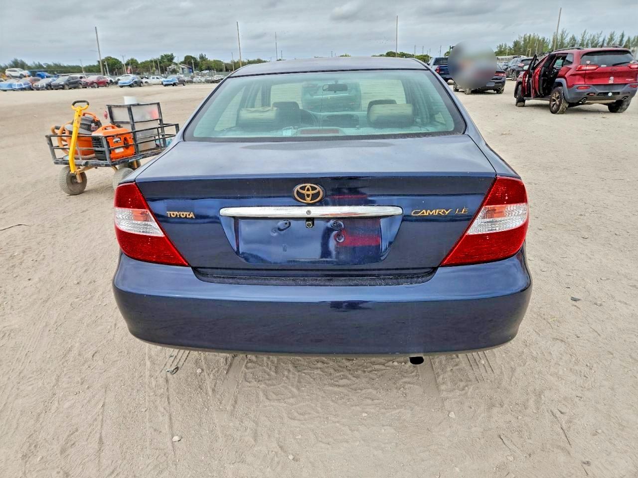 2004 TOYOTA CAMRY