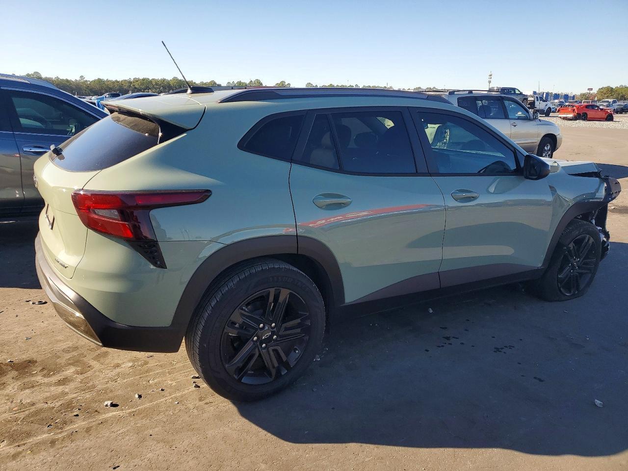 2025 CHEVROLET TRAX