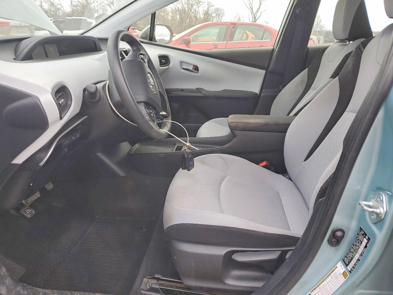 2021 TOYOTA PRIUS