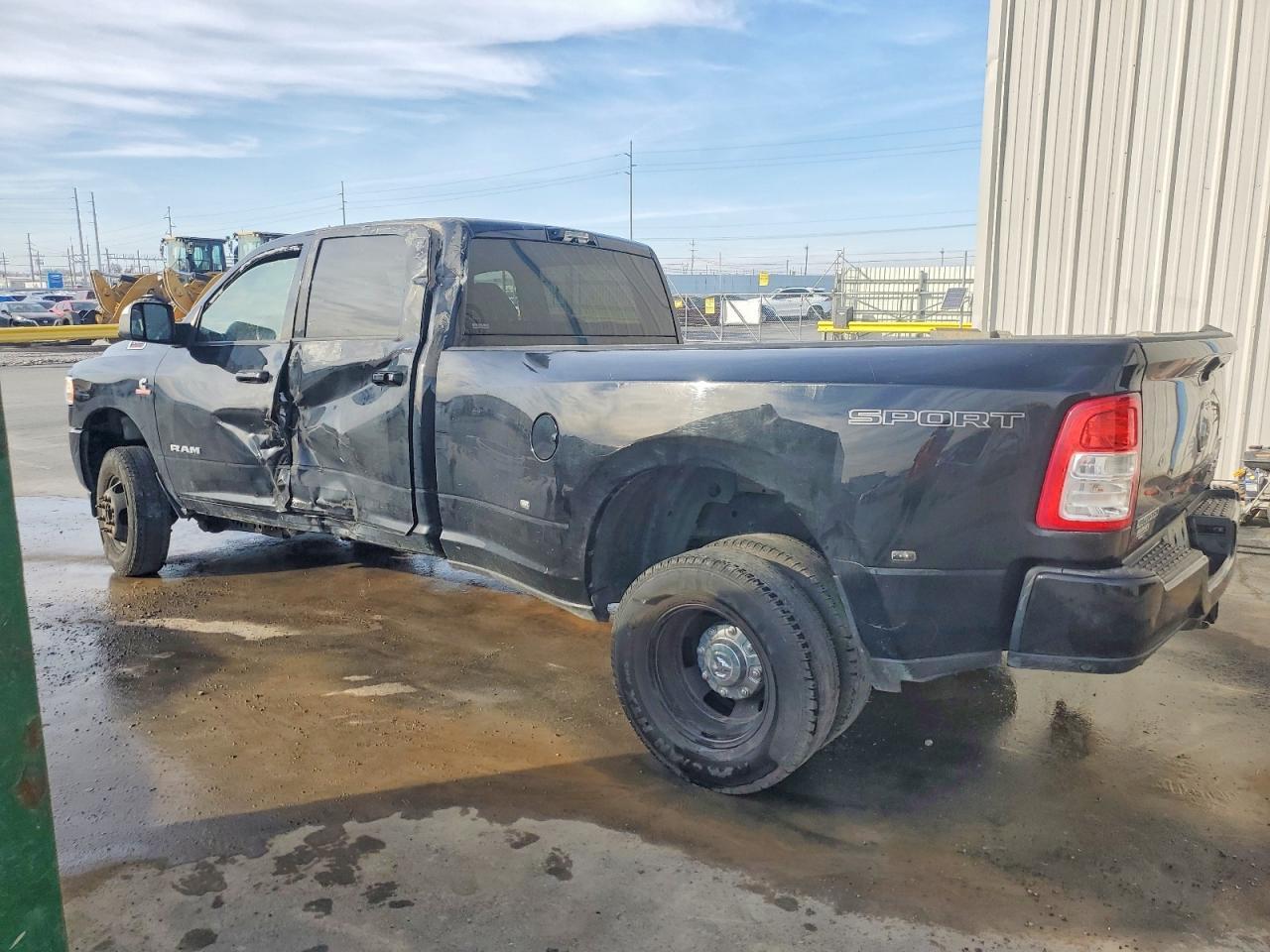 2022 RAM 3500