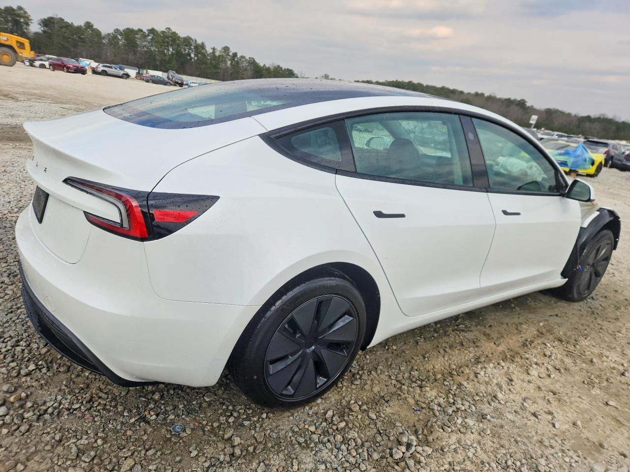 2026 TESLA MODEL 3