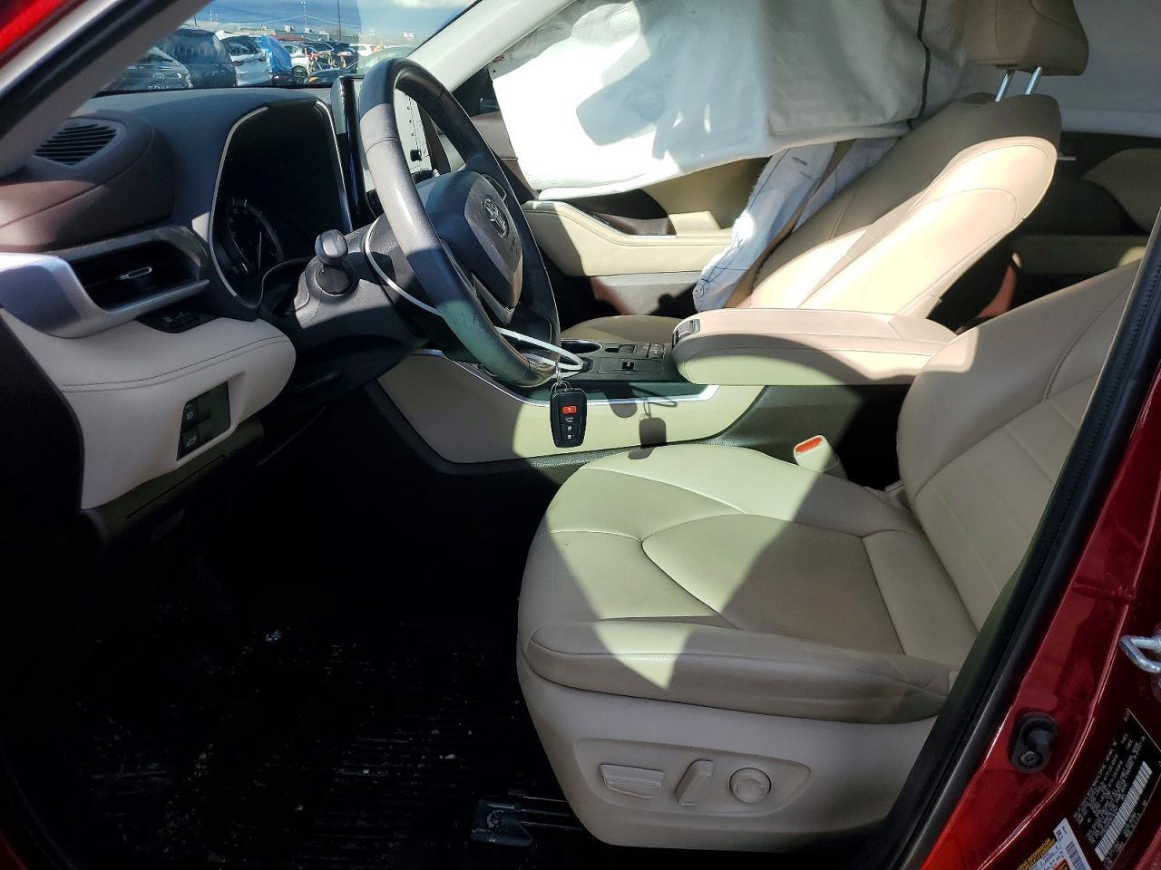 2022 TOYOTA HIGHLANDER