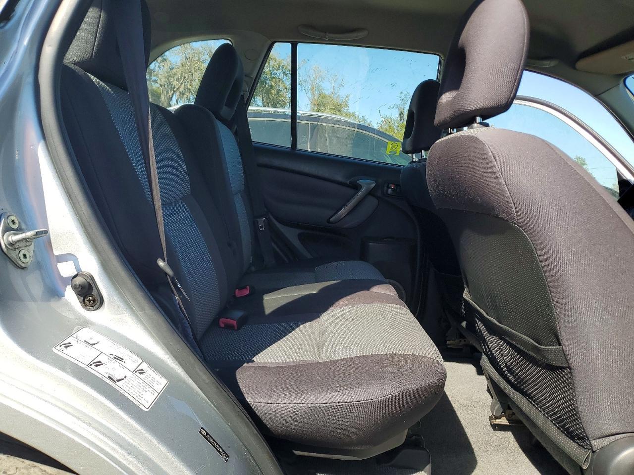 2005 TOYOTA RAV4