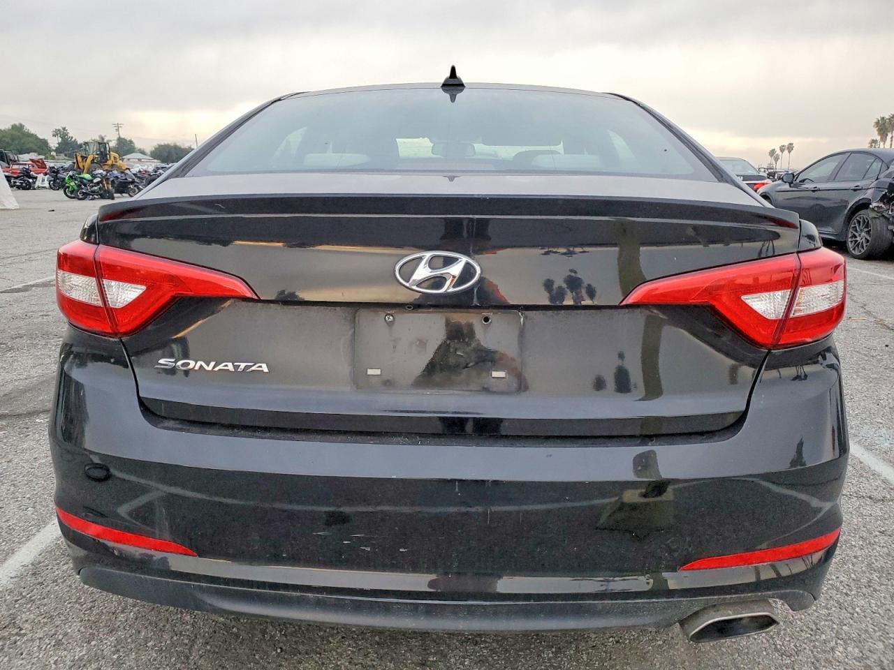 2016 HYUNDAI SONATA