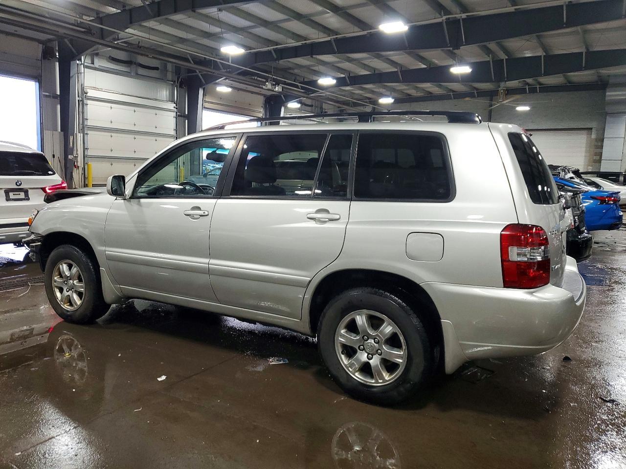2006 TOYOTA HIGHLANDER
