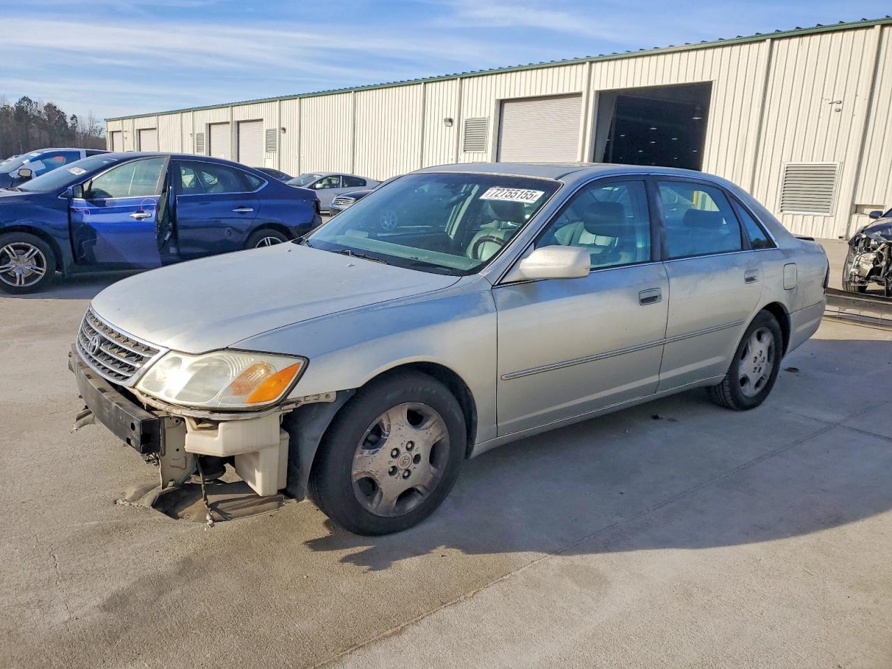 2003 TOYOTA Avalon