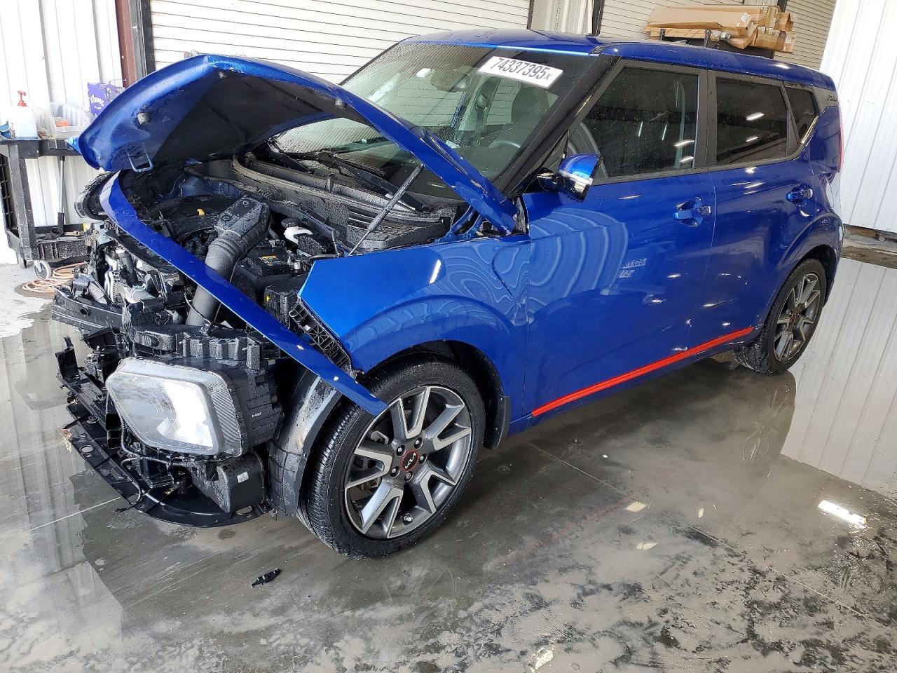 2022 KIA SOUL