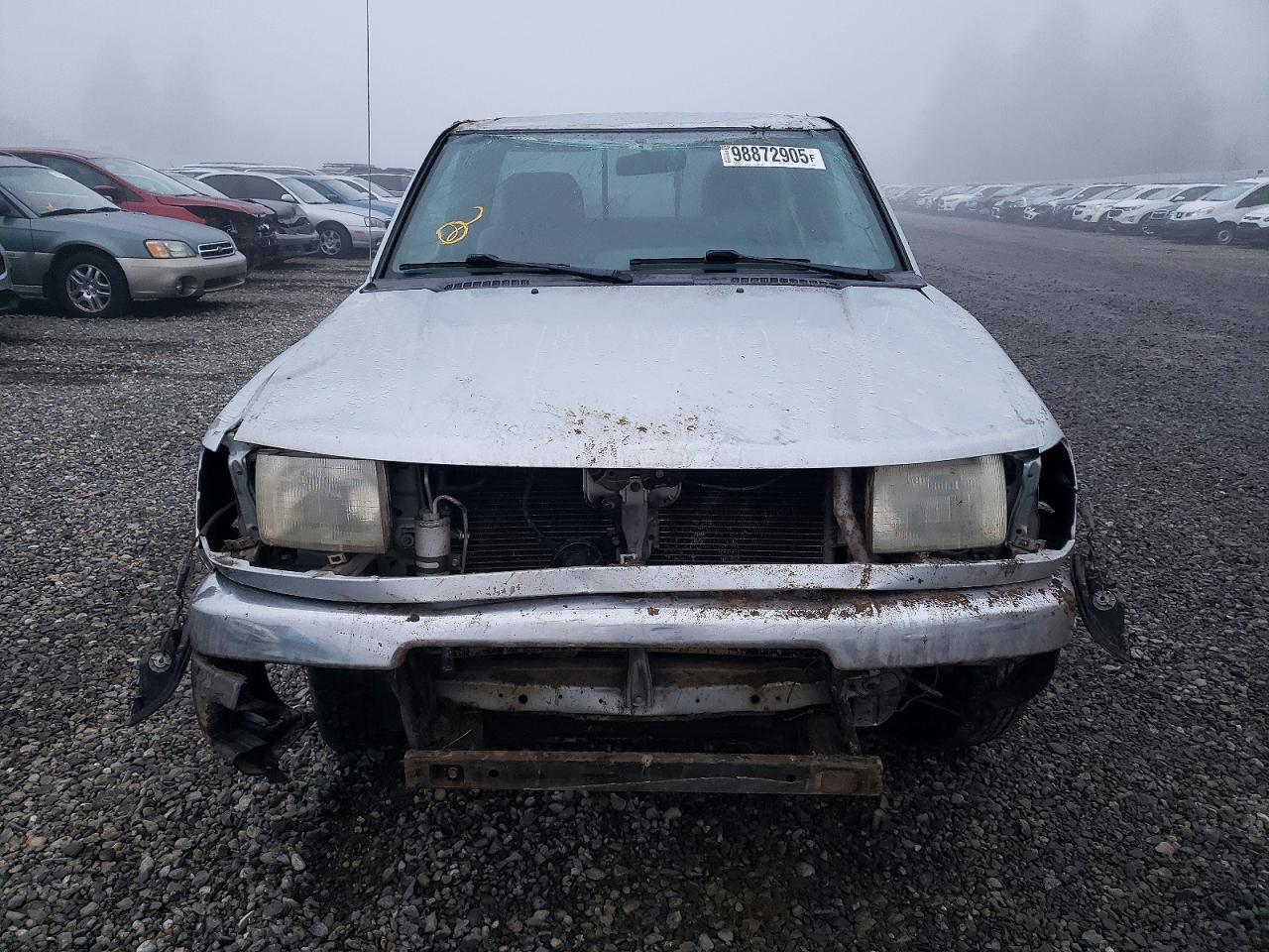 2000 NISSAN Frontier
