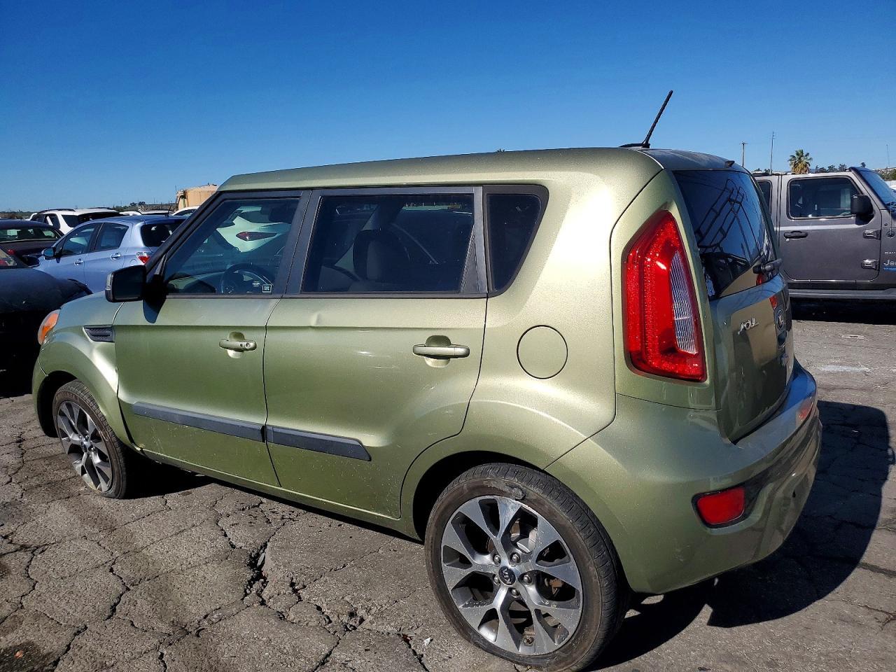 2013 KIA SOUL