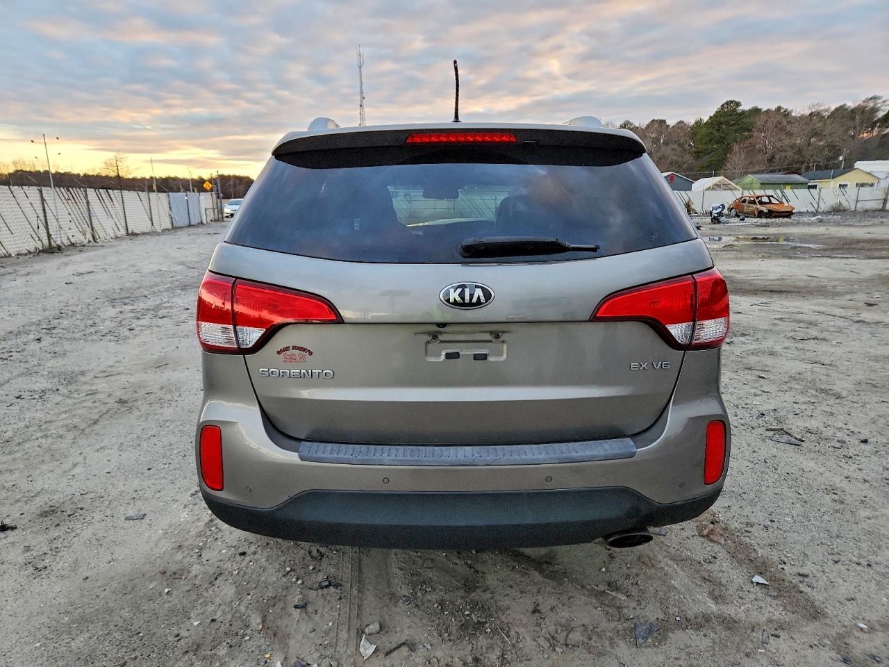 2015 KIA SORENTO
