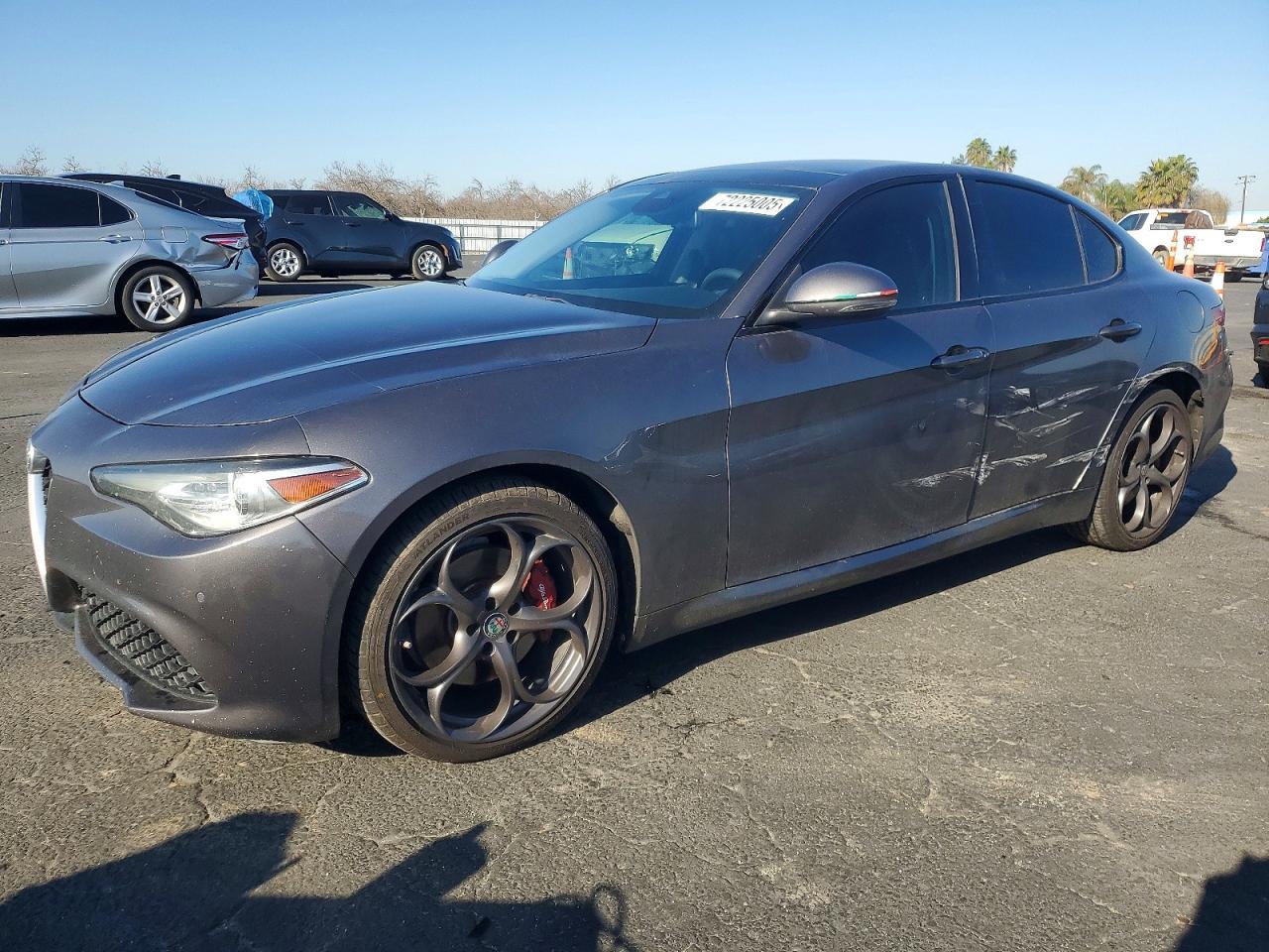 2017 ALFA ROMEO Giulia