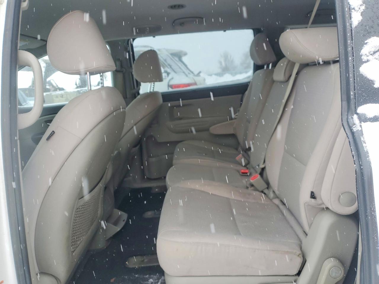 2016 KIA SEDONA